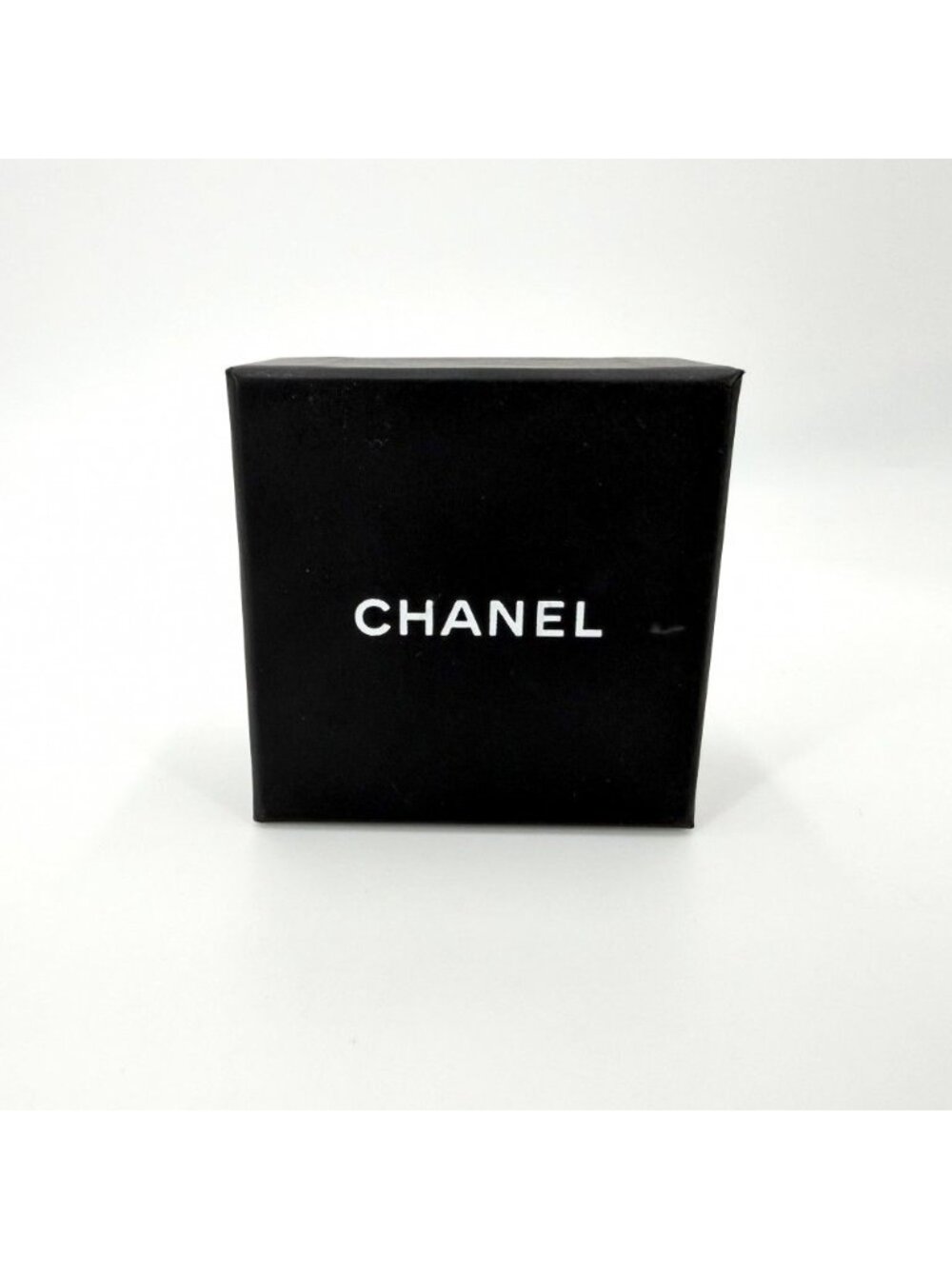Chanel Earrings CC Logo Line Stone Faux Pearl Gold Plated White - Picture 8 of 8